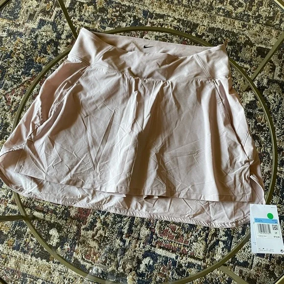 Nike Dri-FIT Bliss Training Skort - Picture 2 of 4